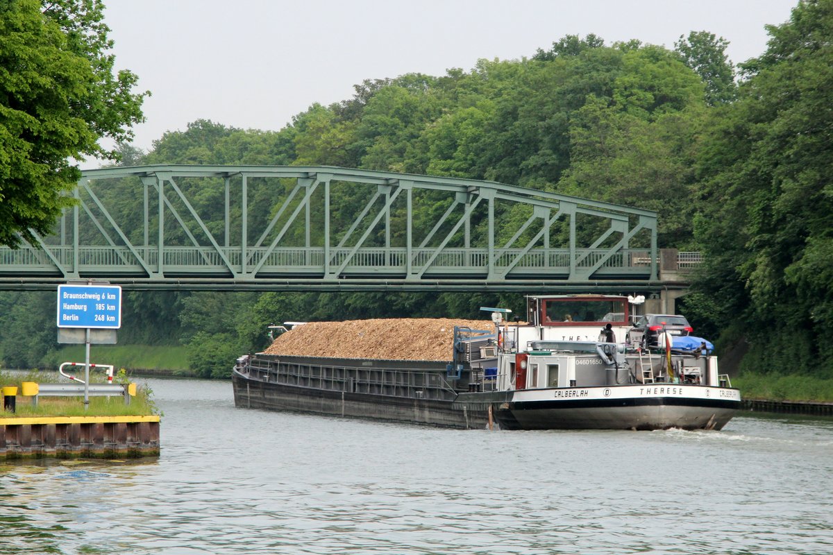 GMS Therese (04601650 , 80 x 8,20m) am 27.05.2016 im Mittellandkanal bei der Marina Bortfeld mit östlicher Fahrtrichtung.