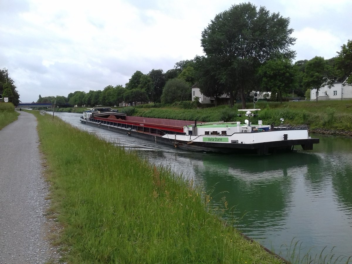 GMS  VELA DARE , ENI 02328984, aus Haren/Ems, am 25.05.2020, auf dem Rhein-Herne-Kanal bei Henrichenburg, Castrop-Rauxel.
