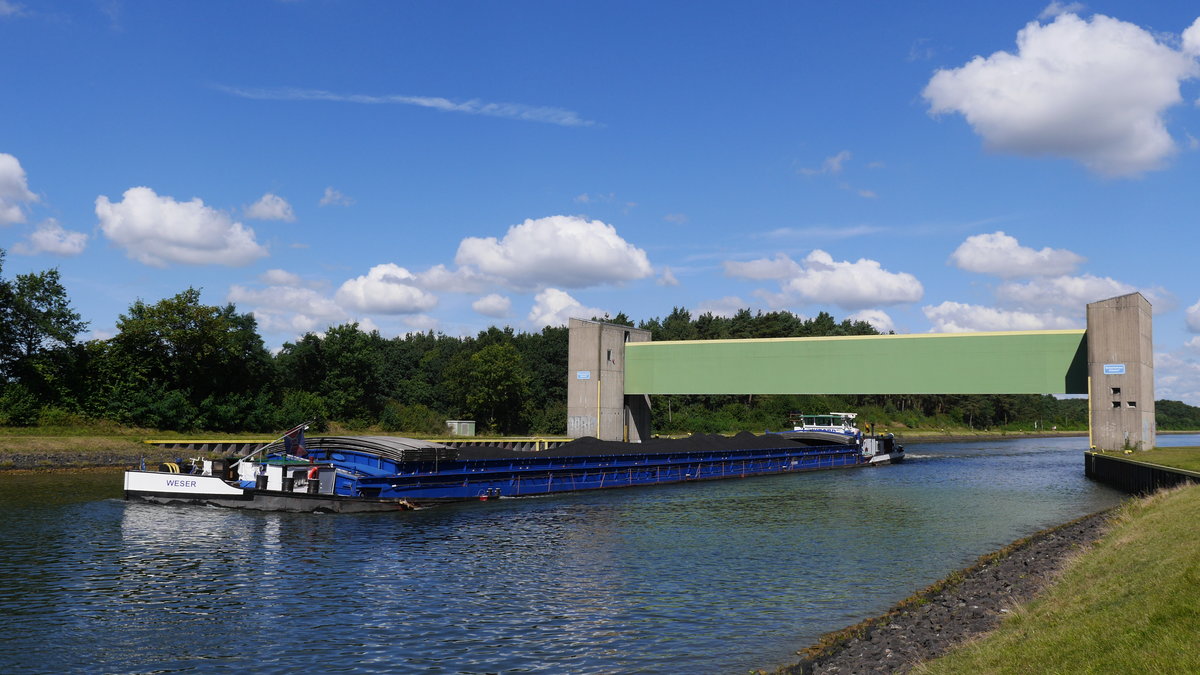 GMS WESER, Buxtehude (ex BEO, ex MARONA), ENI 04008980, auf dem Elbe-Seiten-Kanal (dem  Heide-Suez ) zwischen Scharnebeck und Lüneburg am Sicherheitstor Erbstorf; 17.08.2016

