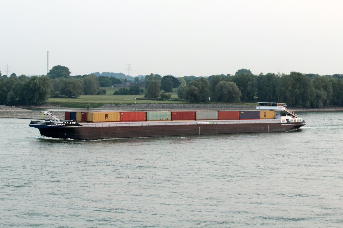 GMS Yemaya (02328644 , 135 x 14,2m) am 05.07.2017 bei Rees auf Rhein-Bergfahrt.