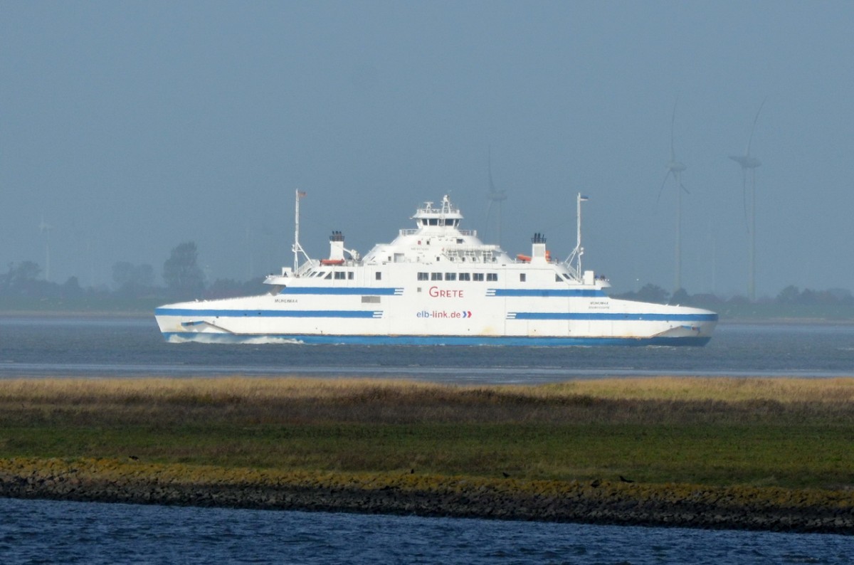 GRETE , Fähre , IMO 9474060 , Baujahr 2010 , 98 x 19m , am 23.10.2015 zwischen Cuxhave und Brunsbüttel