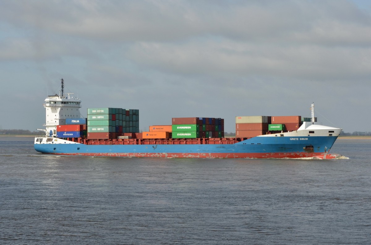 GRETE SIBUM  Feederschiff , IMO 9398773 , Baujahr 2008 , Lühe 08.04.2015 ,152 x 23m , TEU 1036

