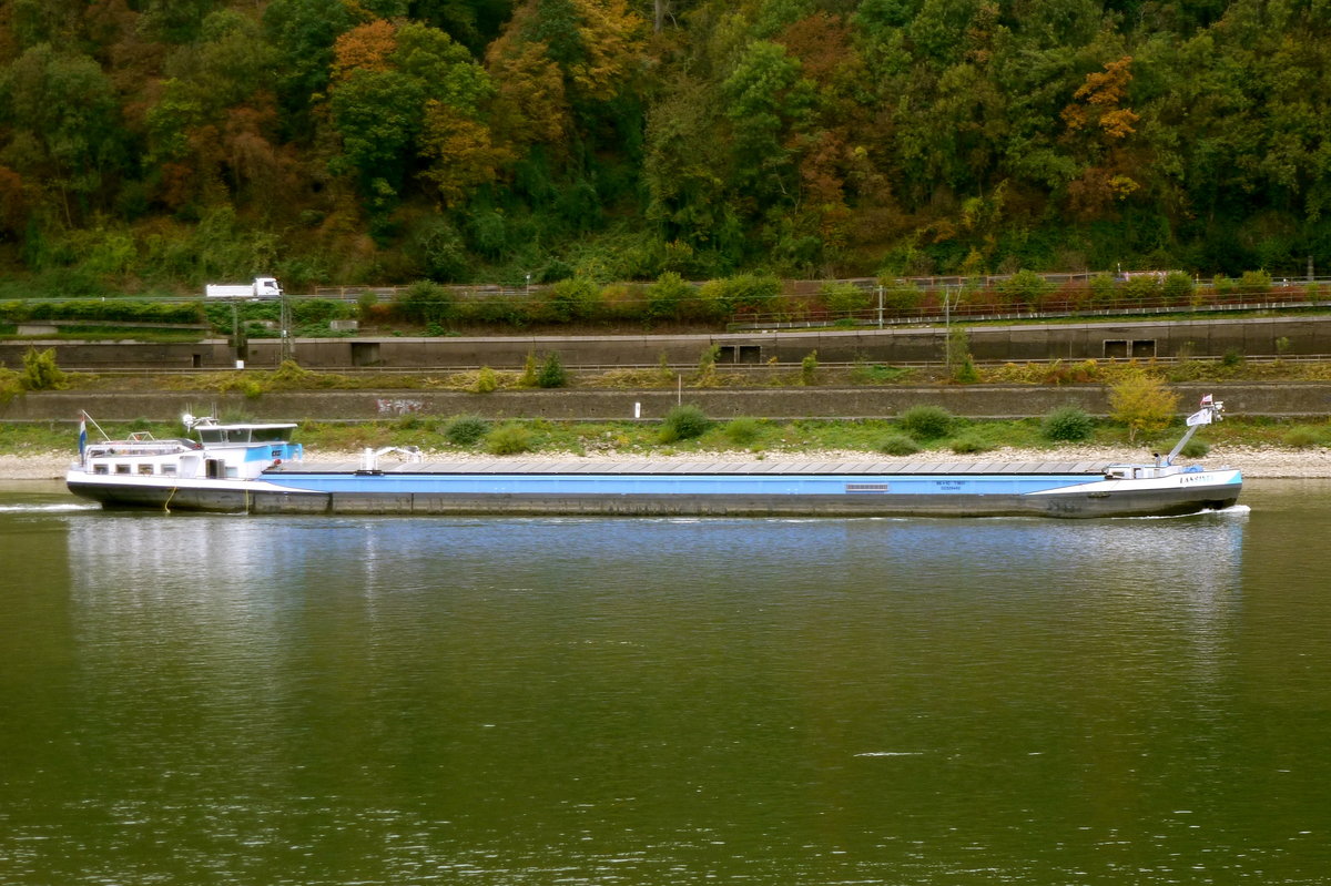 Gütermotorschiff Lansingh, Flagge: Niederlande, Baujahr: 2007. Talfahrt auf dem Rhein bei Unkel. Aufnahmedatum: 17.10.2016