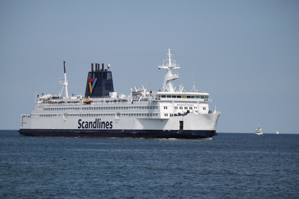 Gut besucht war die Kronprins Frederik am 03.05.2015 als sie auf ihrem Weg von Gedser nach Rostock-berseehafen Warnemnde erreicht hatte.