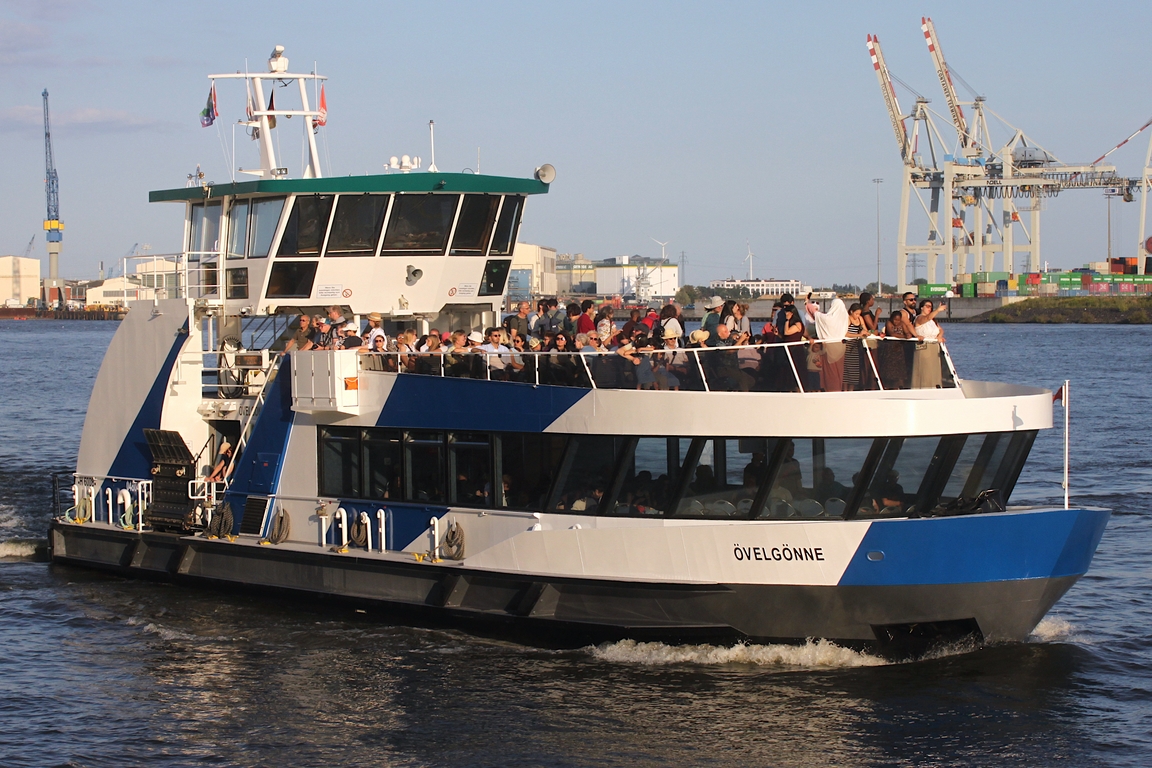 Hadag Hafenf�hre �VELG�NNE (ENI 04804520); Eigner/Betreiber: Hadag; Datum: 02.08.2026; Aufnahmeort: Elbe/Hafen Hamburg, Deutschland.
