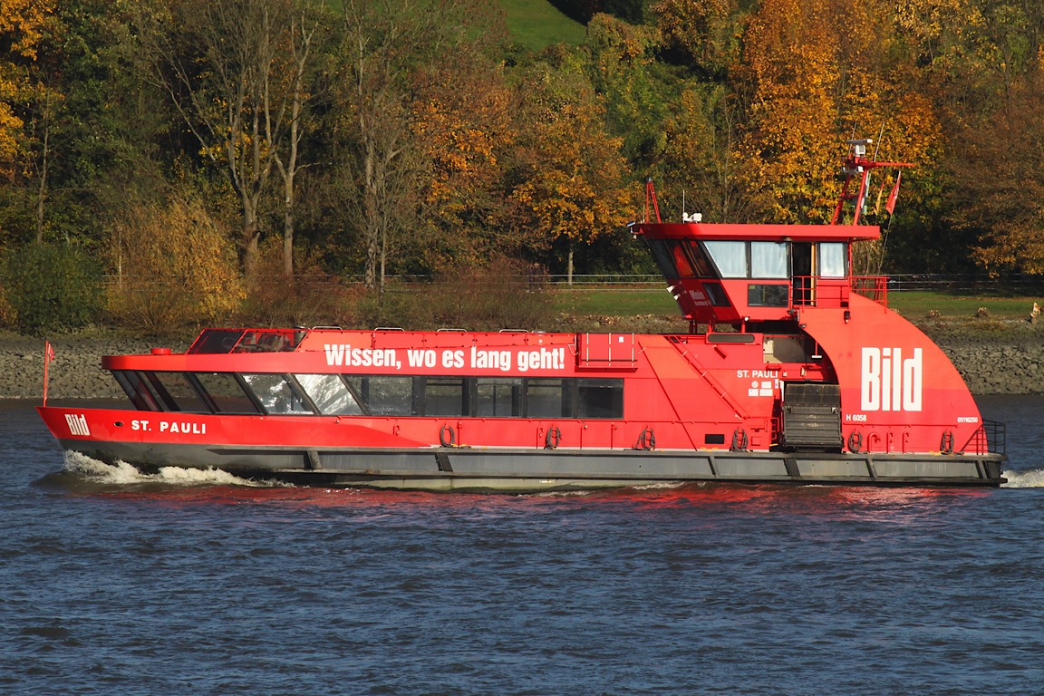 Hadag Hafenfähre ST.PAULI (ENI 05116250); Eigner/Betreiber: Hadag; Datum: 06.11.2025; Aufnahmeort: Elbe/Hafen Hamburg, Deutschland.