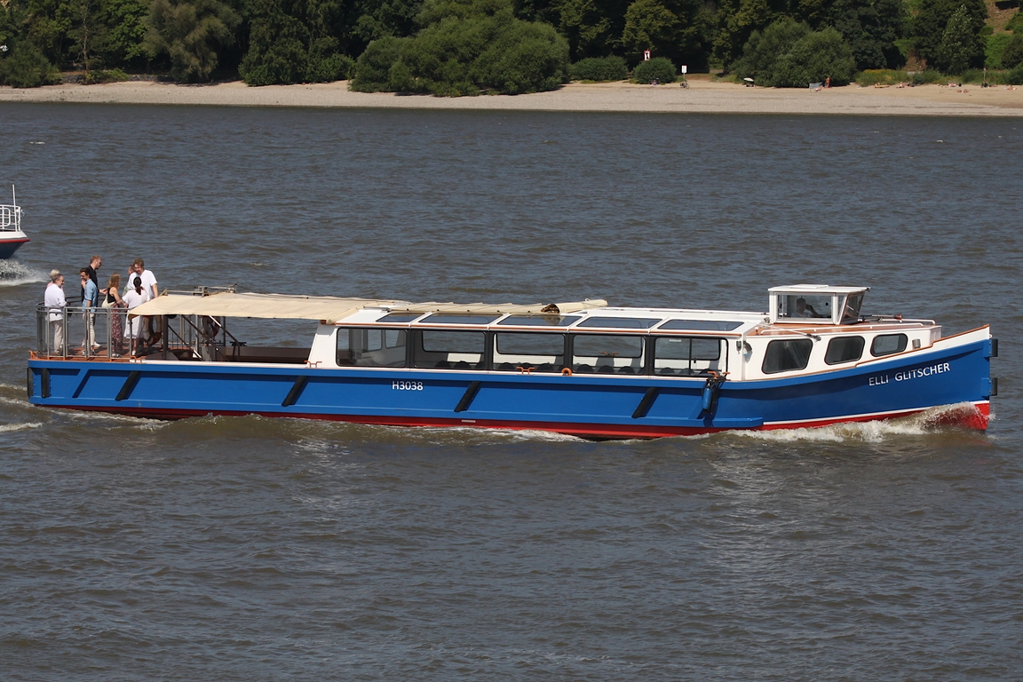 Hafenbarkasse ELLI GLITSCHER (H3038); Eigner/Betreiber: Glitscher GmbH; Datum: 15.08.2025; Aufnahmeort: Elbe/Hafen Hamburg, Deutschland
