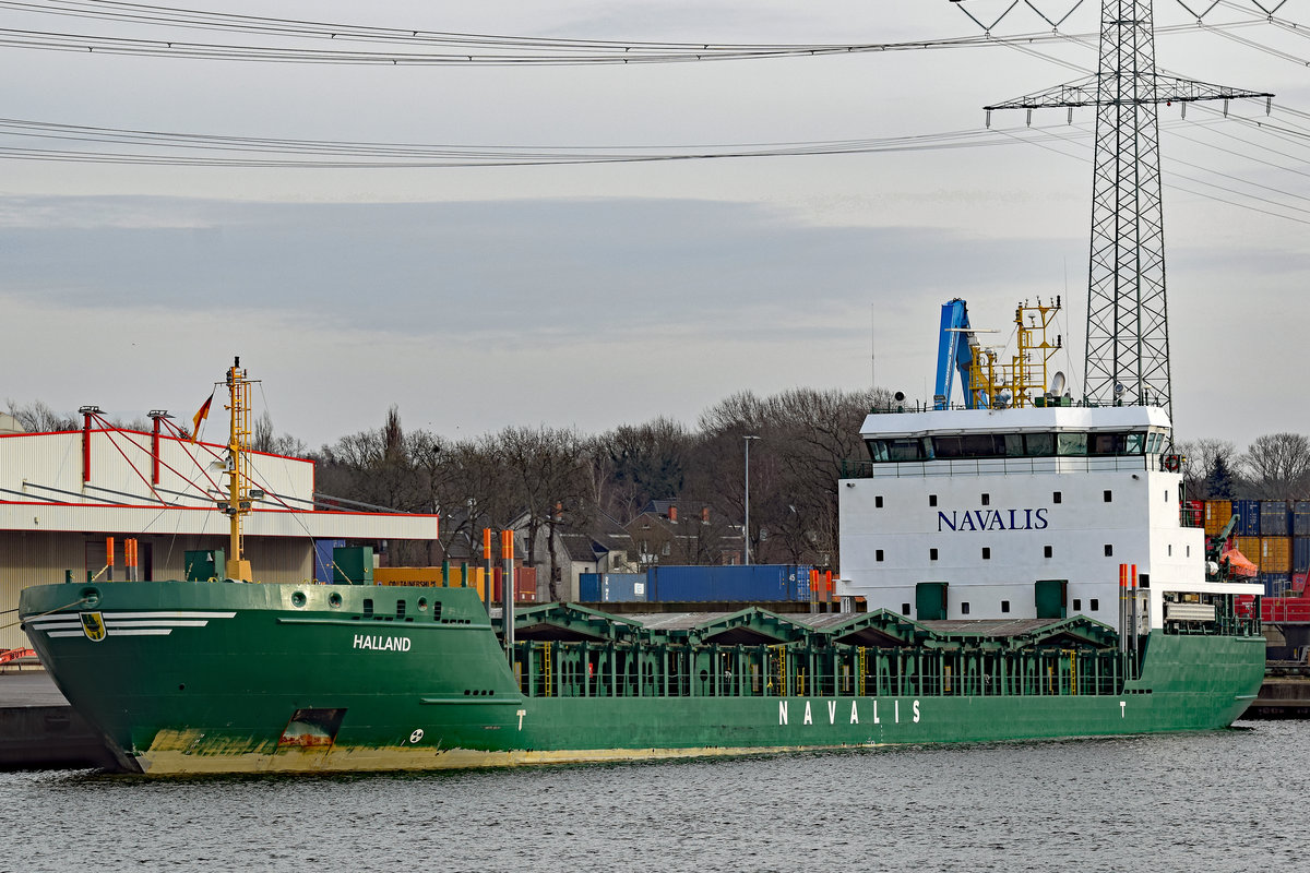 HALLAND (IMO 9436238) am 11.1.2020 im Hafen von Lübeck 