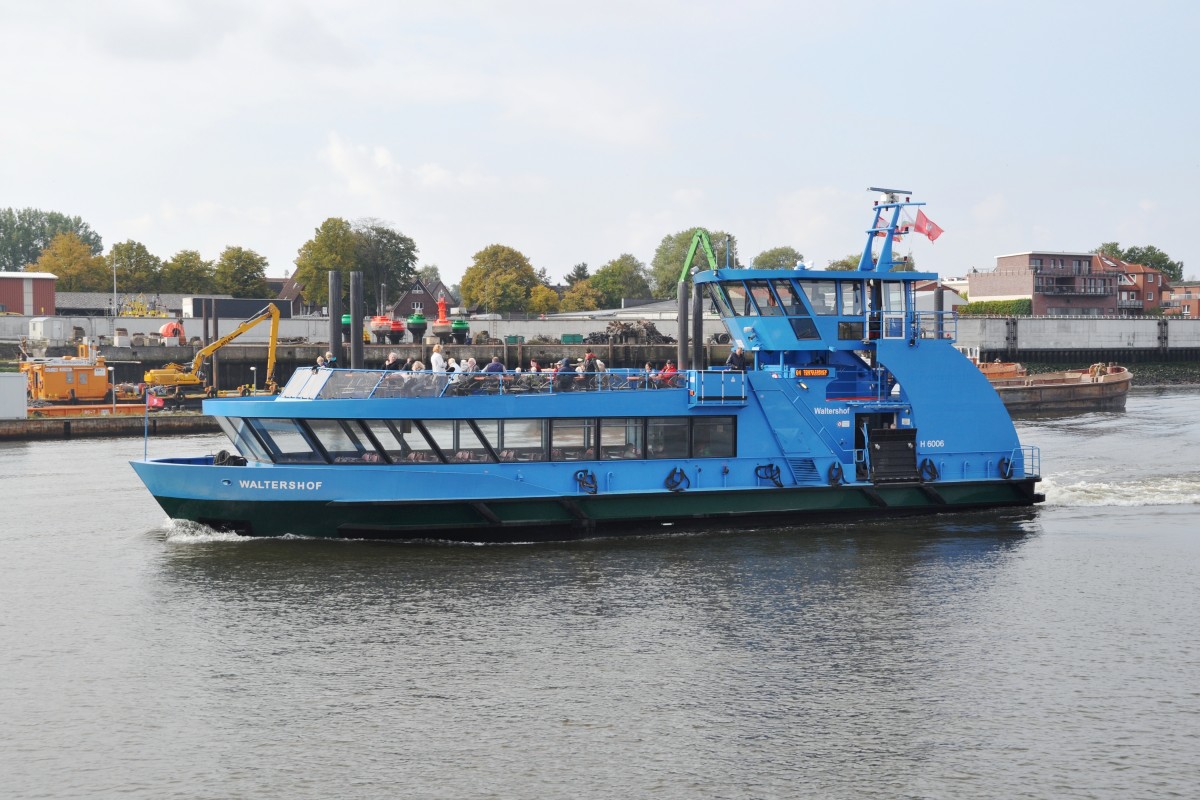 HAMBURG, 07.10.2013, Hafenfähre Waltershof beim Anleger Finkenwerder