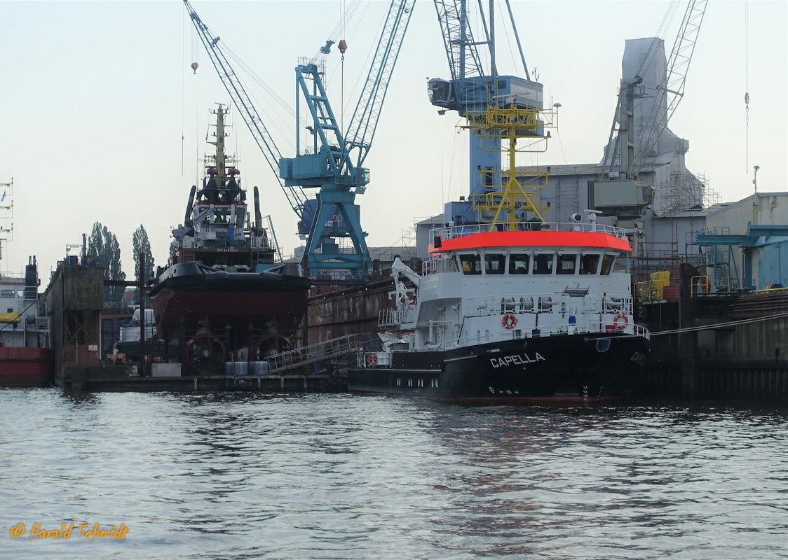 Hamburg, Lürssen/Norderwerft im Reiherstieg am 30.4.2019: CAPELLA (IMO 9296949) am Kai und BUGSIER 9 (IMO 9429558) im Schwimmdock 3 /