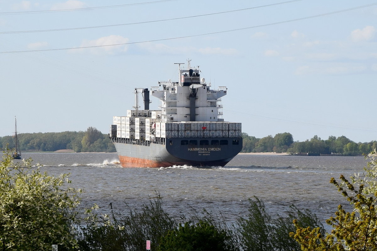 HAMMONIA EMDEN , Containerschiff , IMO 9326823 , Baujahr 2006 , 2556 TEU , 210 × 30m
 08.05.2017  Grünendeich  