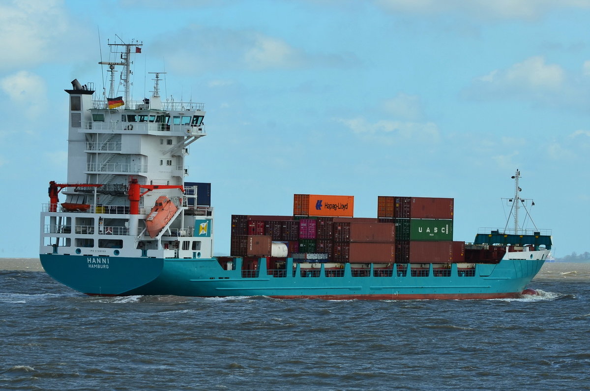 HANNI , Feederschiff , IMO 9188506 , Baujahr 1998 , 648 TEU , 118.31 × 17.9m , Cuxhaven , 12.05.2019