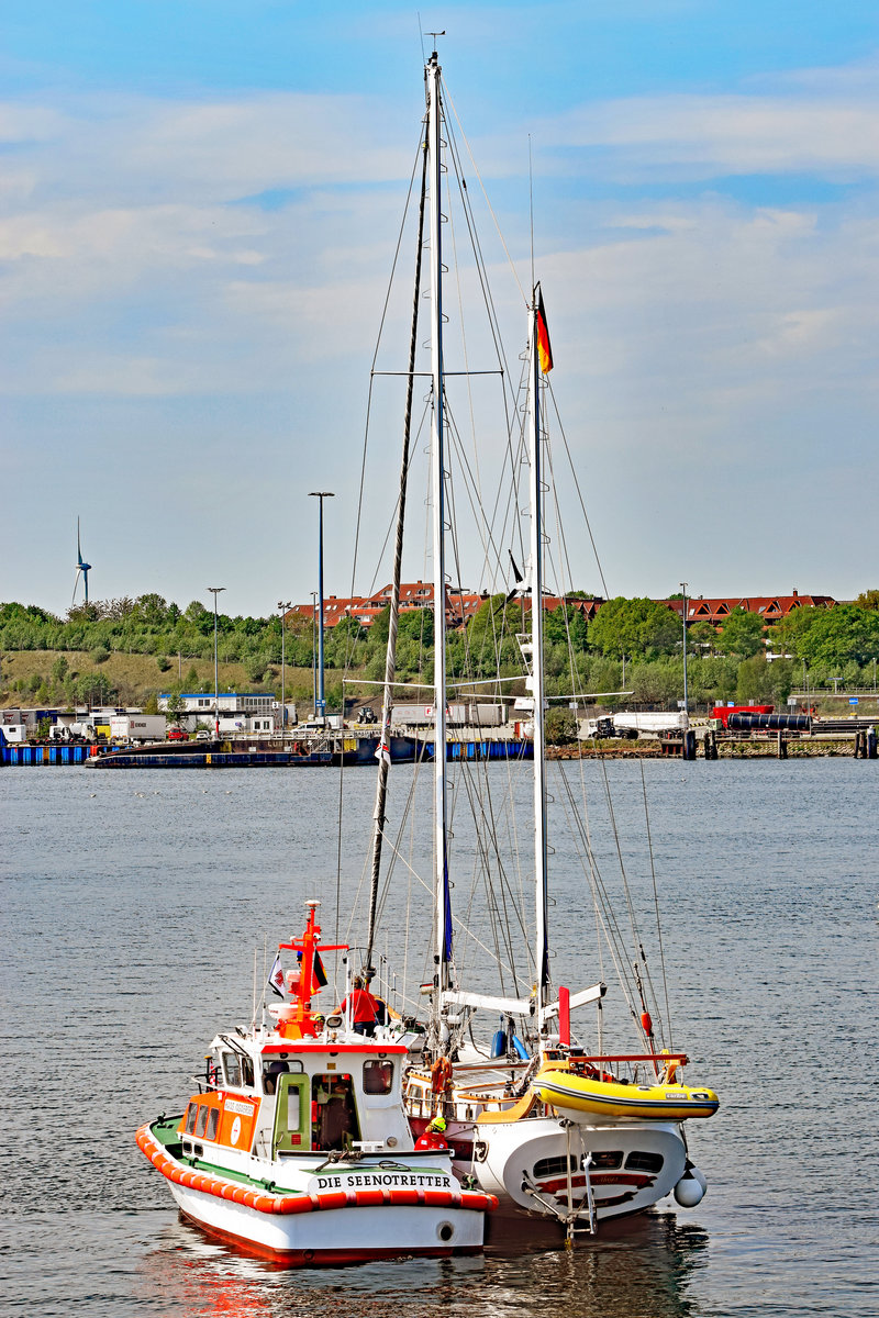 HANS INGWERSEN bei S.Y. ALAYA. Lübeck-Travemünde, 10.5.2018