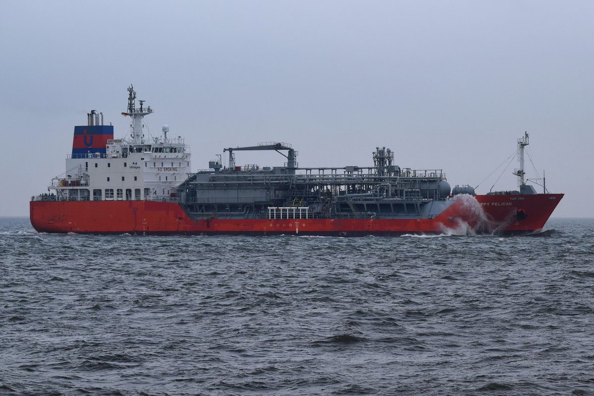 HAPPY PELICAN , LPG Tanker , IMO 9618850 , Baujahr 2012 , 113 × 20m , 09.11.2018 Cuxhaven