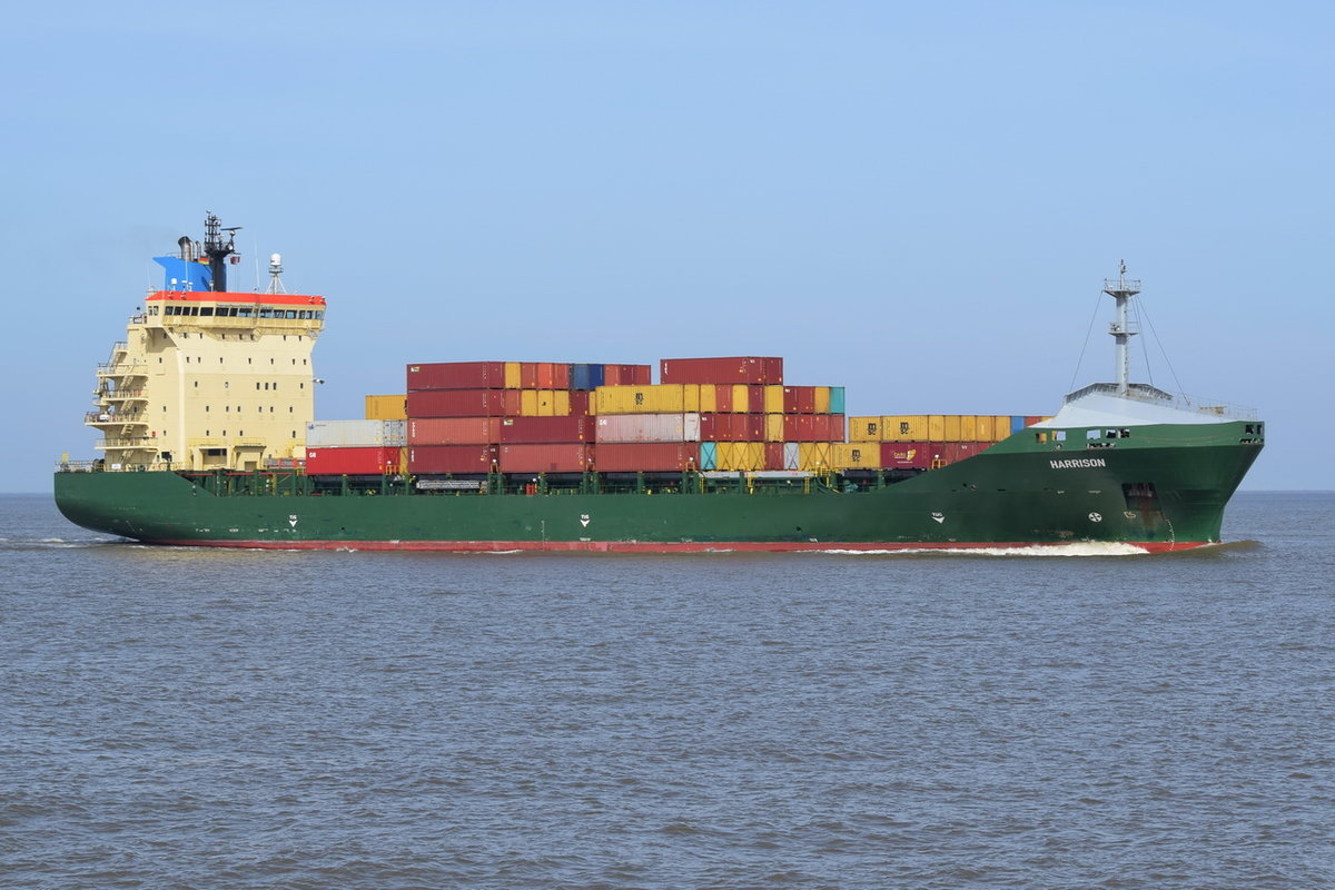 HARRISON , Feederschiff , IMO 9220079 , 840 TEU , Baujahr 2002 , 158.75 × 25.6m , Cuxhaven 07.04.2018