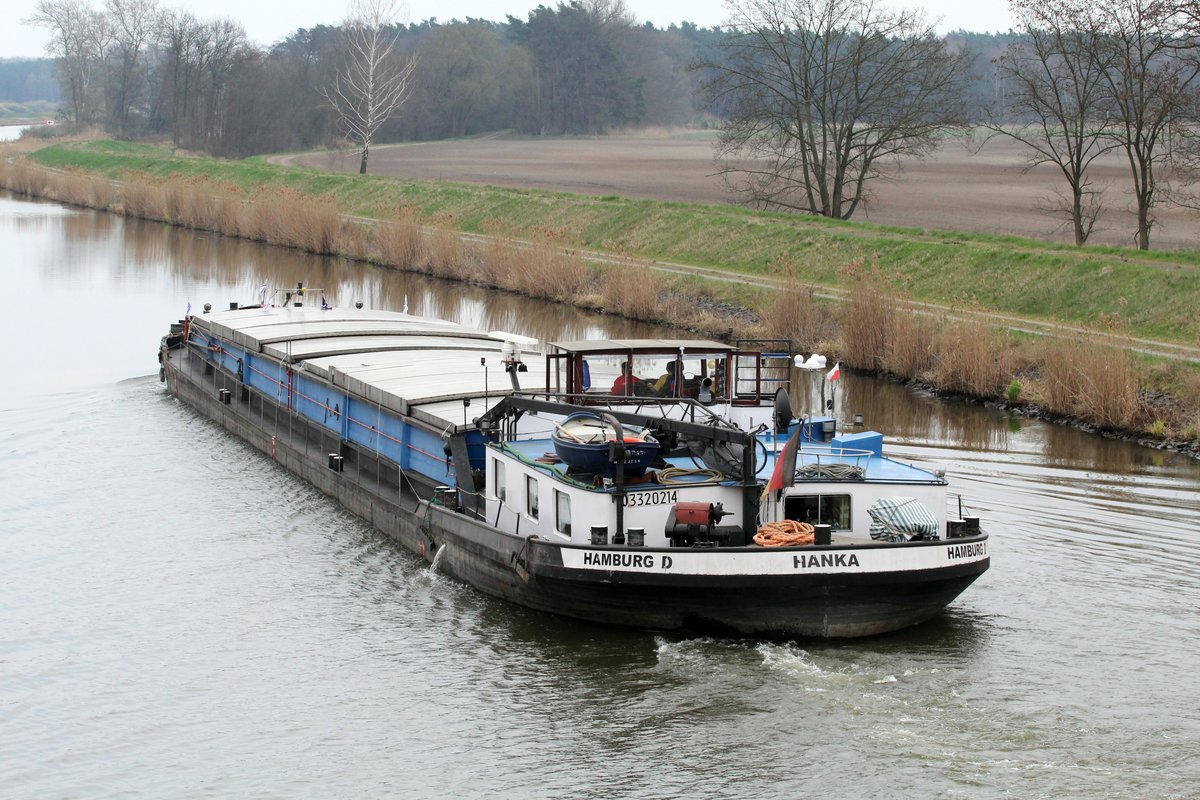 Heckansicht des GMS Hanka (03320214) am 05.04.2016 im EHK zw. Kader Schleuse u. Schleuse Wusterwitz. Das GMS fuhr Richtung Osten.