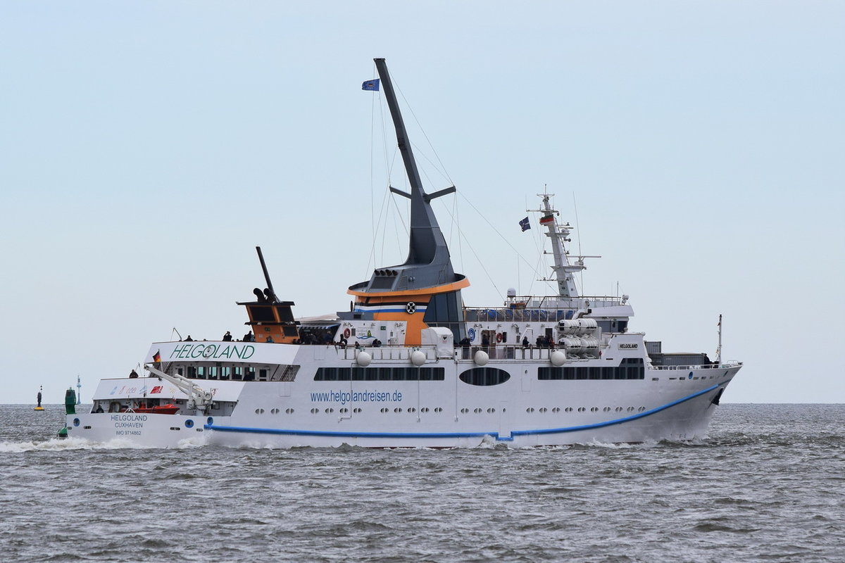 Helgöland , Fahrgastschiff , IMO  9714862 , Baujahr 2015 , 82.57 × 12.85m , 16.05.2019 , Cuxhaven