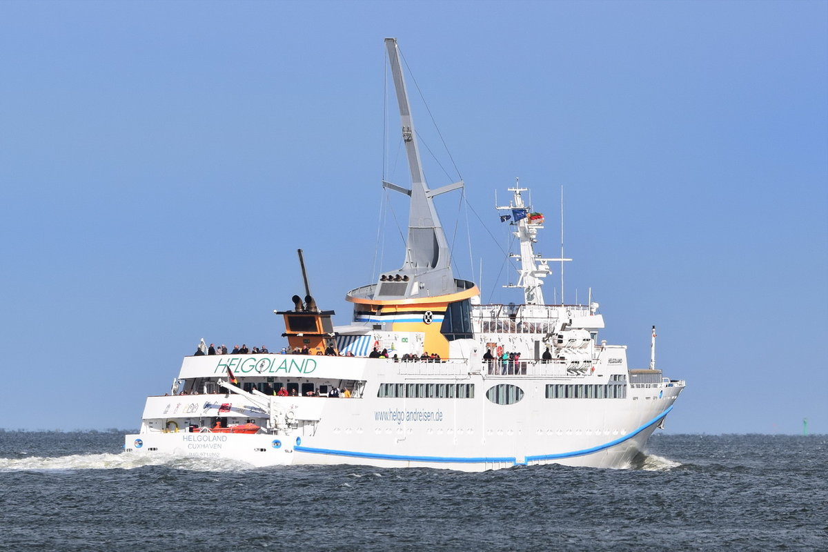 HELGOLAND , Passenger/Cargo Ship , IMO 9714862 , Baujahr 2015 , 82.57 × 12.85m , 14.09.2017 Cuxhaven
