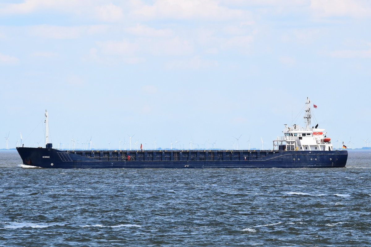 HENRIKE , General Cargo , IMO 9218222 , Baujahr 2000 , 89.99 x 12.5 m , 03.06.2020 , Cuxhaven