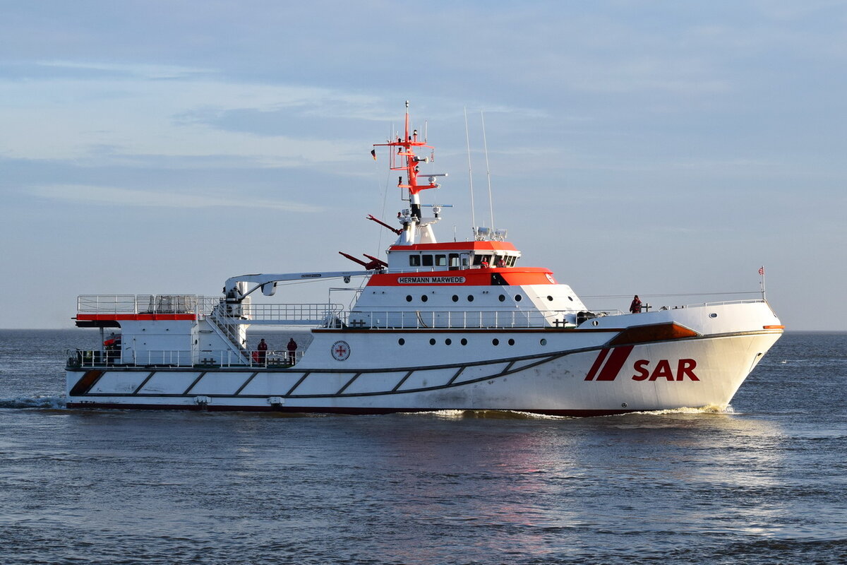 HERMAN MARWEDE , SAR , IMO 9282601 , Baujahr 2003 , 46 x 10.6 m , 09.11.2021 , Cuxhaven