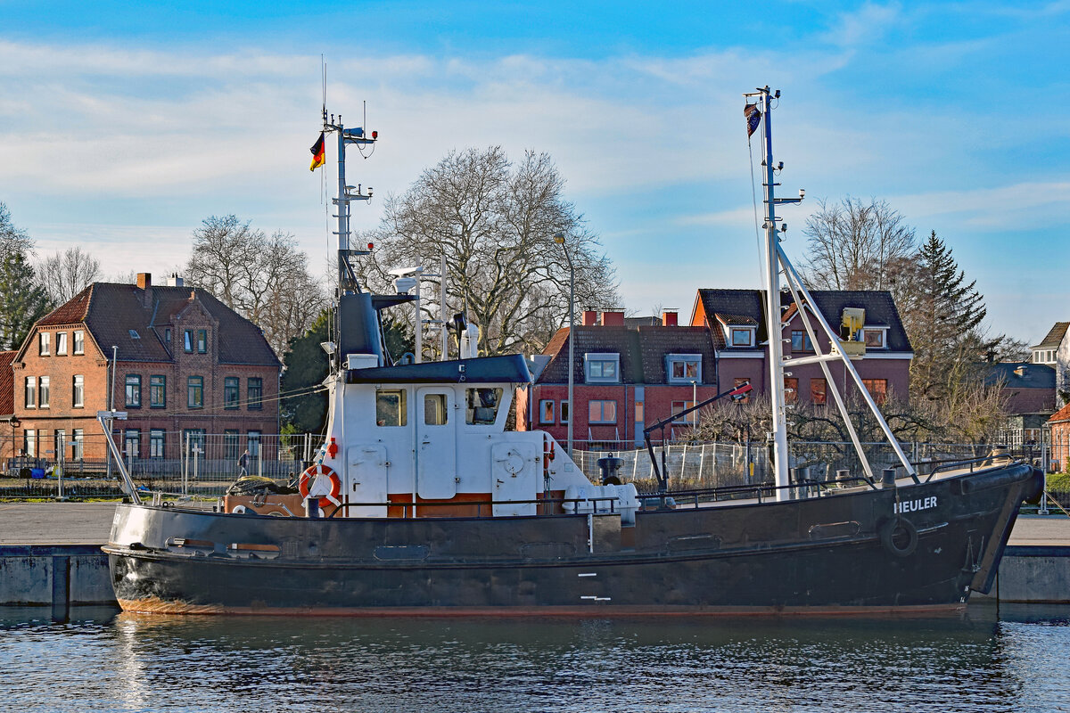 HEULER am 28.01.2022 im Hafen von Neustadt / Holstein