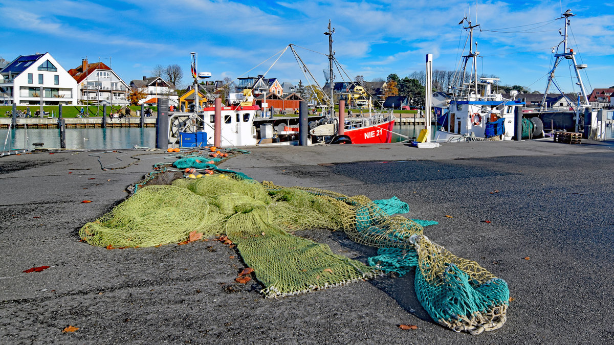 Im Hafen von Niendorf / Ostsee. Aufnahme vom 15.11.2020