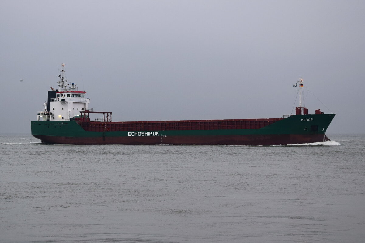 ISIDOR , General Cargo , IMO 9081356 , 89.4 x 13.17 m , Baujahr 1993 , Cuxhaven , 10.11.2021 , Cuxhaven
