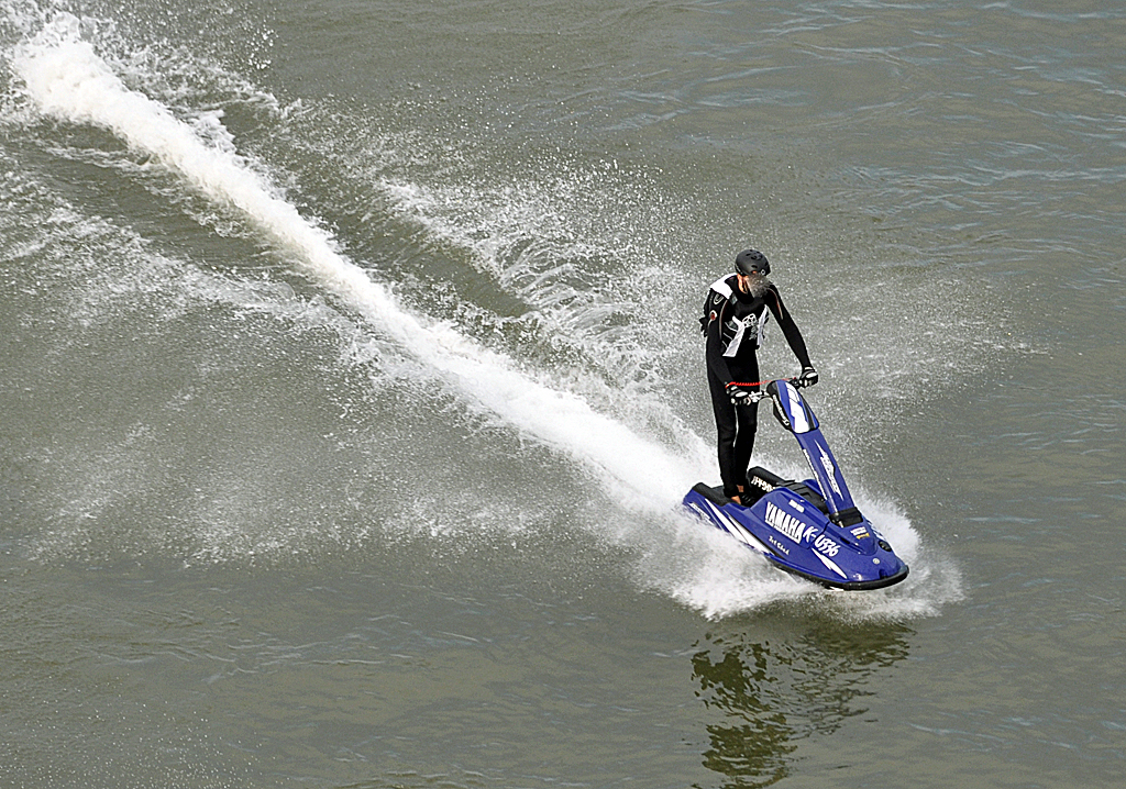 JetSki K-U 336 auf dem Rhein in Bonn - 28.09.2013