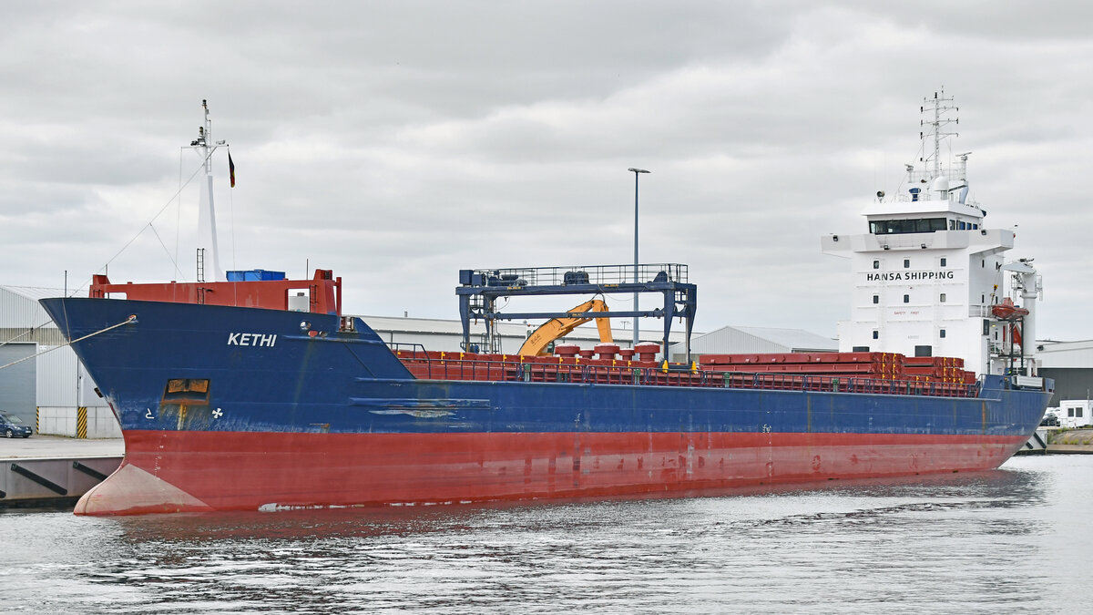 KETHI (IMO 9263552) am 22.07.2022 beim Nordlandkai in Lübeck