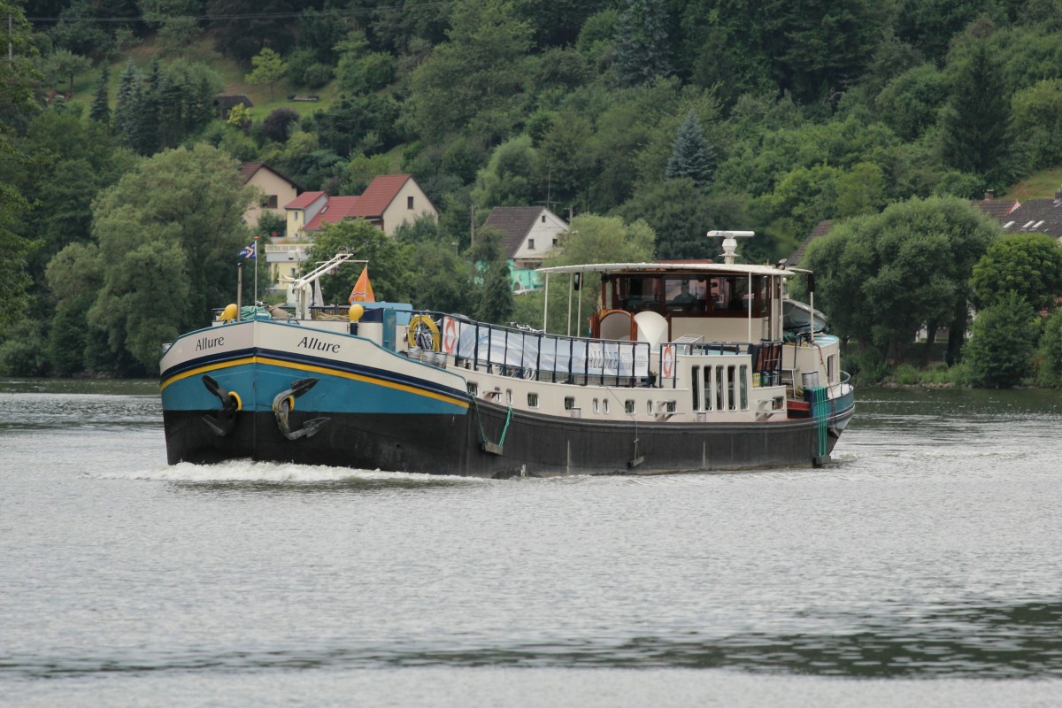 KFGS Allure (02202474 , 42,26 x 6m) am 28.07.2013 auf dem Main bei Langenprozelten zu Berg.