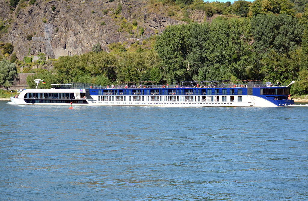 KFGS  Amareina  auf dem Rhein in Richtung Koblenz bei Braubach - 23.08.2016