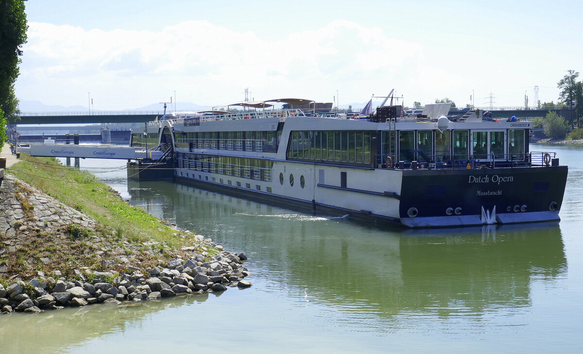 KFGS  Dutch Opera , Heckansicht, am Anleger in Breisach am Rhein, Aug.2022