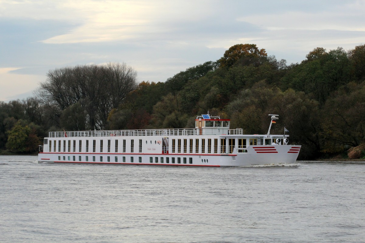 KFGS Frederic Chopin , 04801240 , 83 x 9,50m , am 03.11.2014 auf der Elbe vor Rogätz zu Tal.