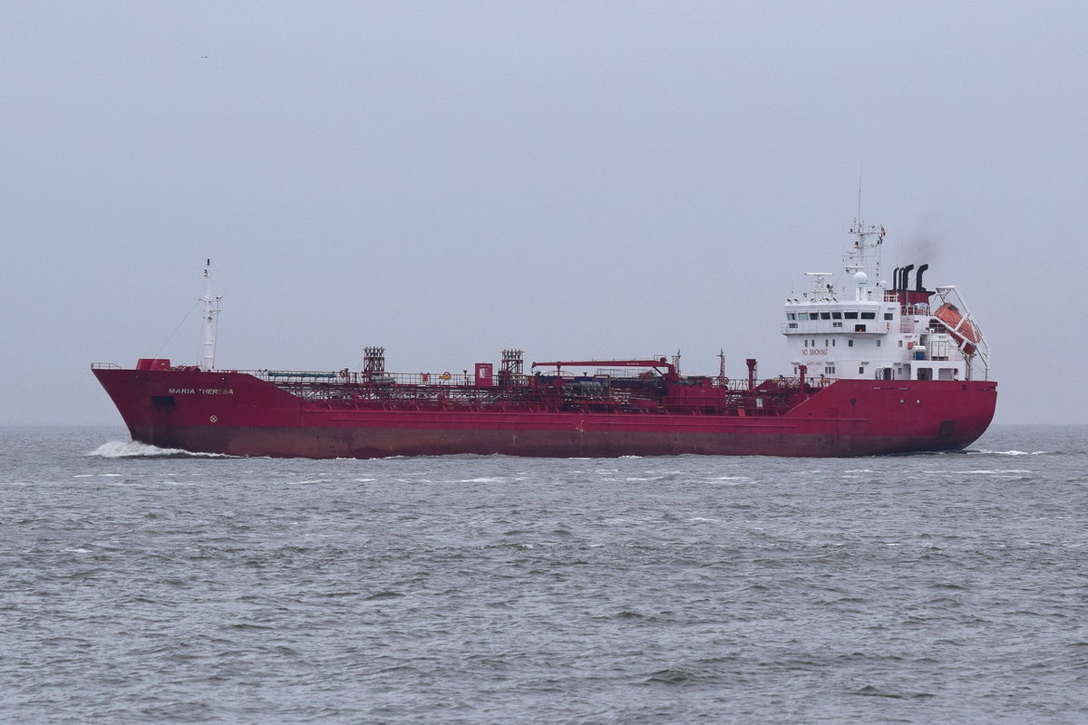 KILSTRAUM , Tanker , IMO 9164732 , Baujahr 1999 , 103.6 × 16.6m , Cuxhaven , 23.12.2018