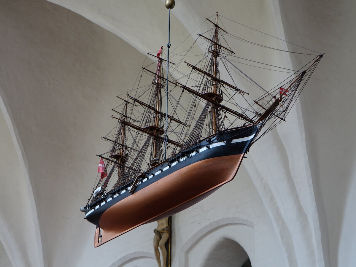 Kirchenschiff in der Ev. Kirche von Nykobing (18.07.2021)