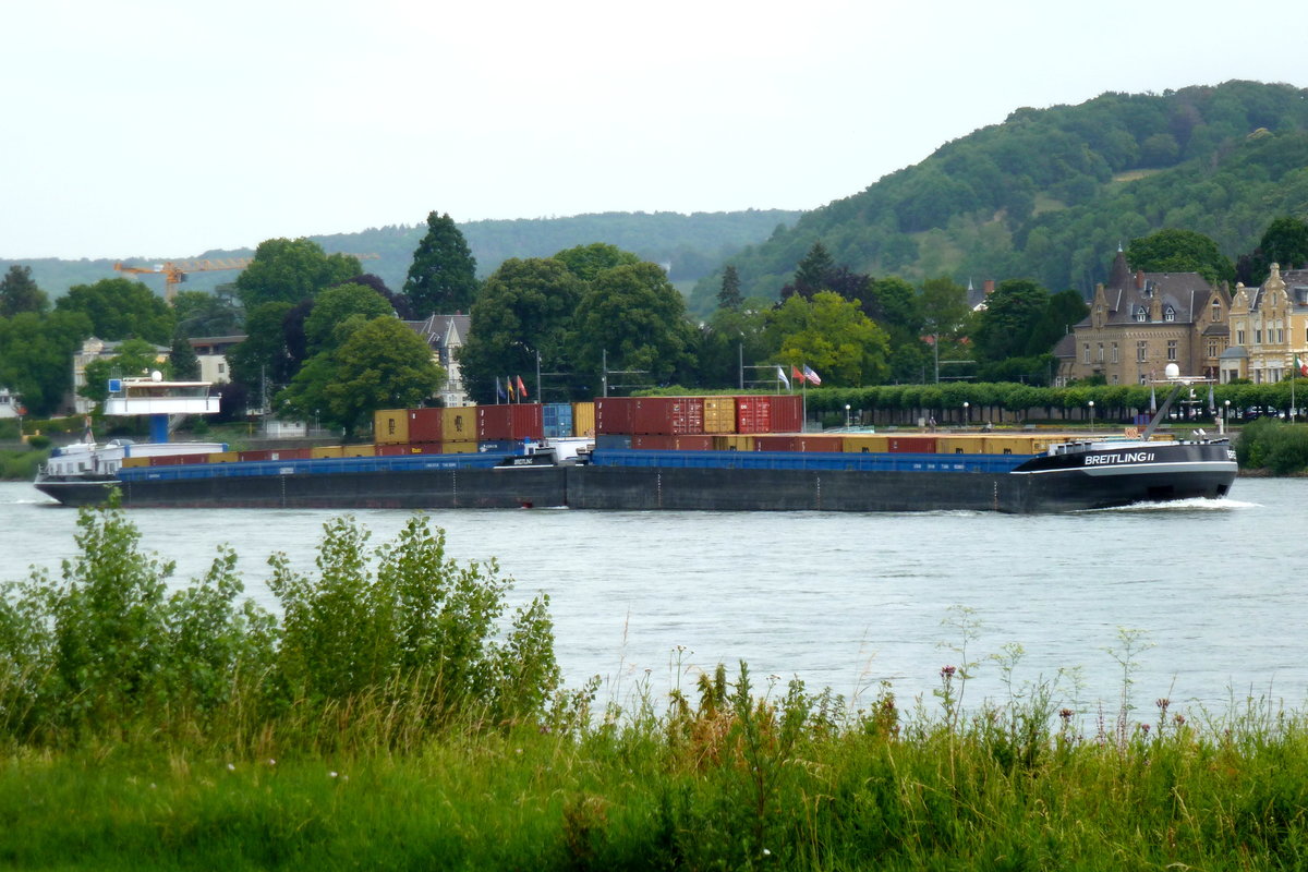 Koppelverband aus SGMS BREITLING und GSL BREITLING II fährt am 22.06.2020 zu Berg auf dem Rhein bei Königswinter.