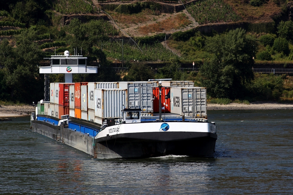 Koppelverband GMS Montana Europa Nr.:02325248 am 26.07.2018 auf dem Rhein bei Oberwesel.