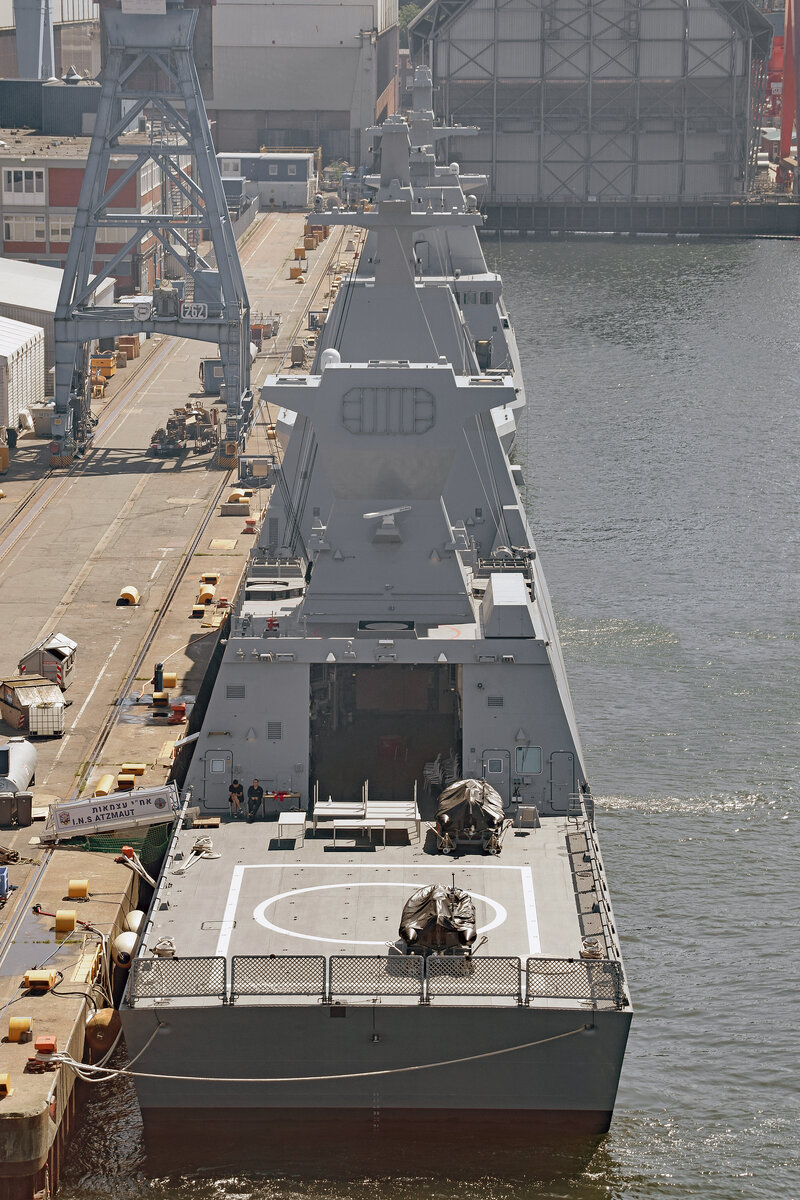 Korvette I.N.S. ATZMAUT am 17.07.2021 im Hafen von Kiel. Der Neubau, zur Sa'ar-6-Klasse gehörend, ist für Israel bestimmt.