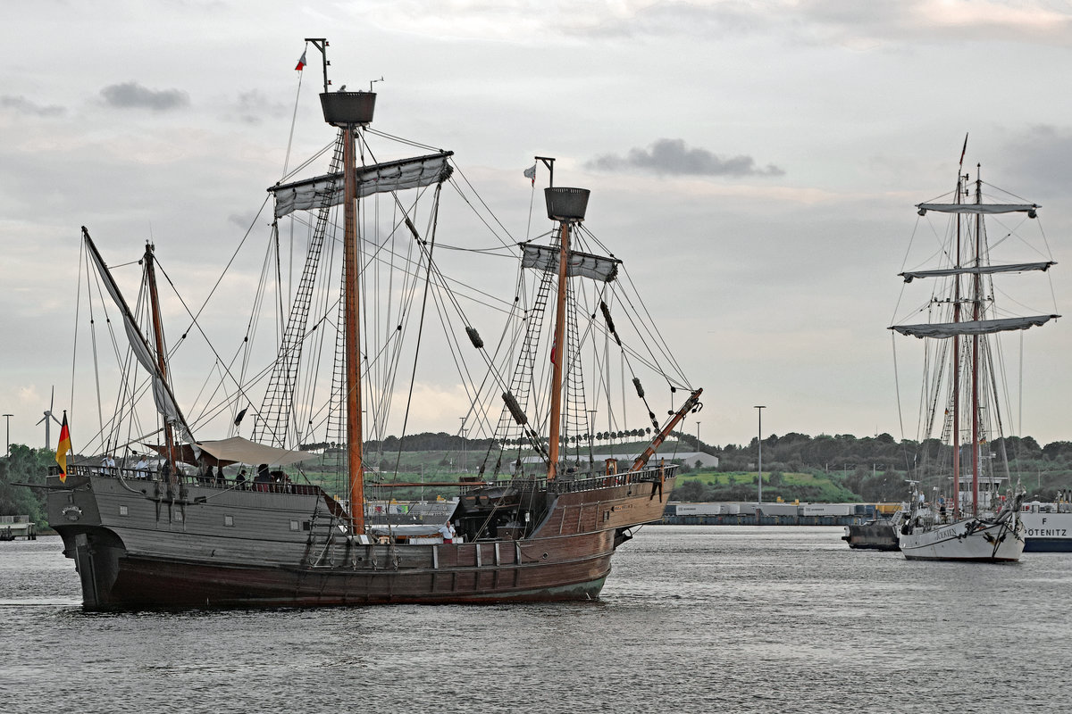 Kraweel LISA VON LÜBECK am 29.7.2017 im Hafen von Lübeck-Travemünde