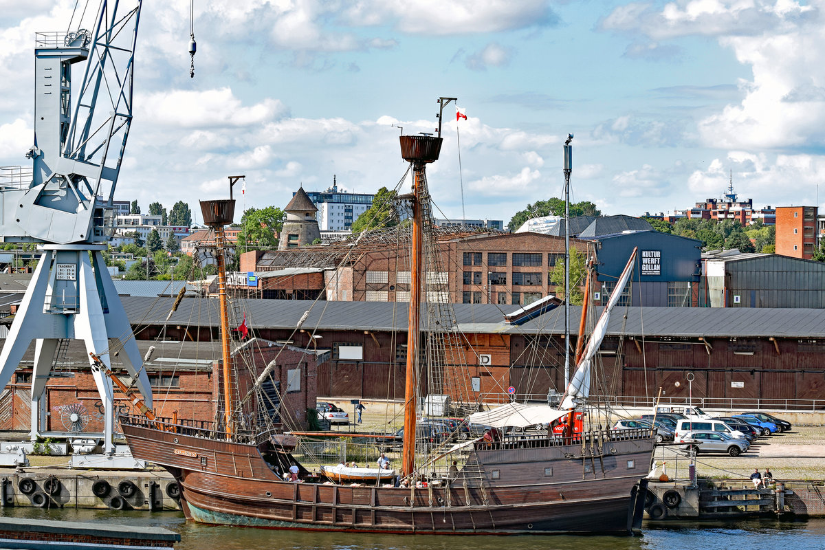 Kraweel LISA VON LÜBECK im Hafen von Lübeck - 27.08.2017