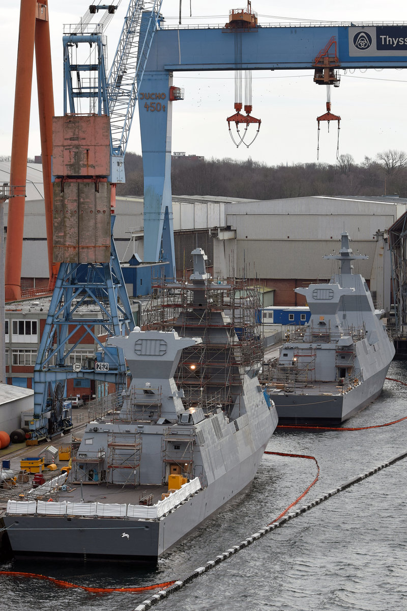 Kriegsschiff-Neubauten am 09.02.2020 in Kiel. Vermutlich für Israel bestimmt.