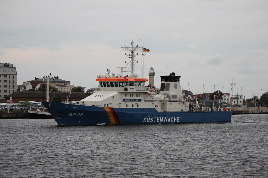 Küstenwachschiff BP 26 Eschwege beim einlaufen in Warnemünde.24.08.2018