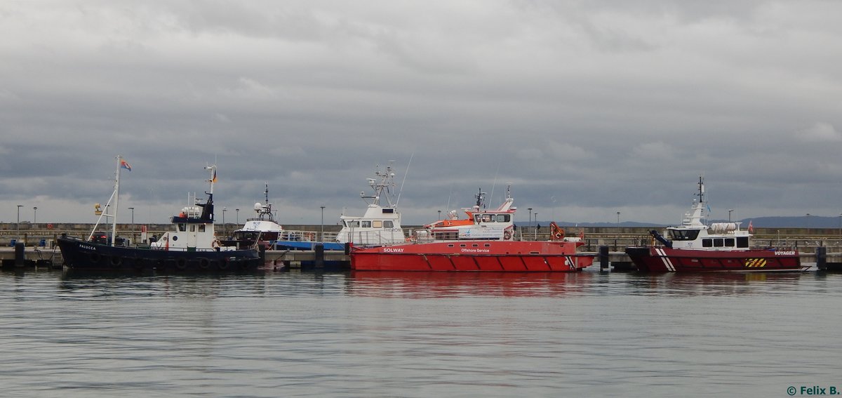 Kutter Palucca ,  Solway  Offshore Service und  Voyager  im Stadthafen Sassnitz am 22.10.2016