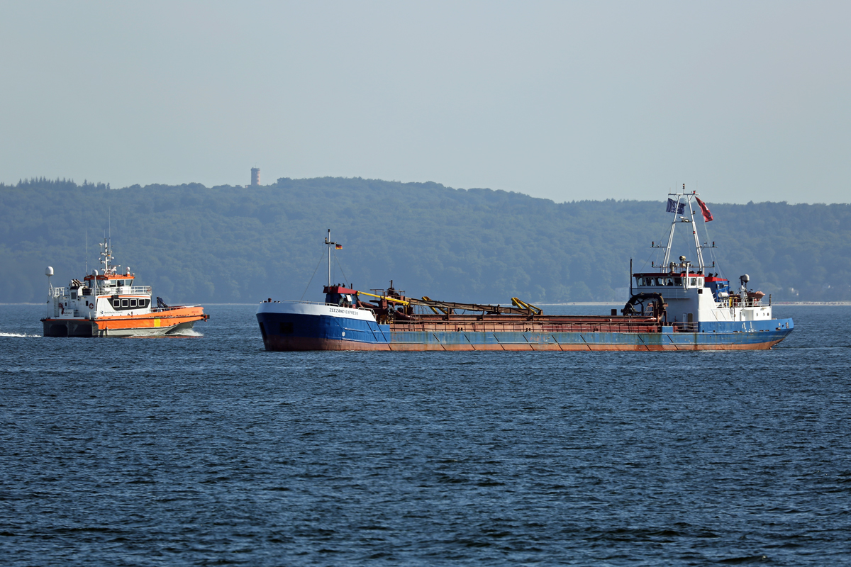 Laderaumsaugbagger ZEEZAND EXPRESS (IMO 8302739) vor Sassnitz. - 23.05.2018