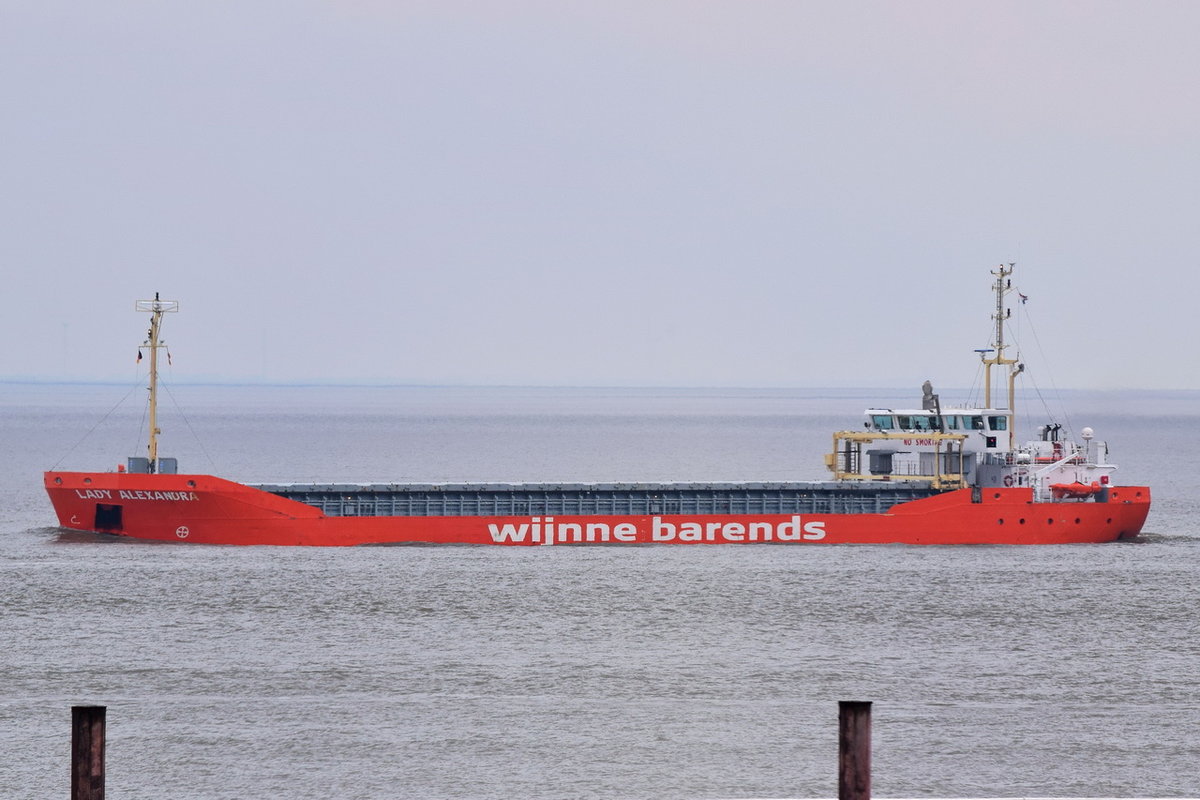 LADY ALEXANDRA , General Cargo , IMO 9624835 , Baujahr 2012 , 88 × 13.39m , 12 TEU , 03.04.2018  Cuxhaven Alte Liebe