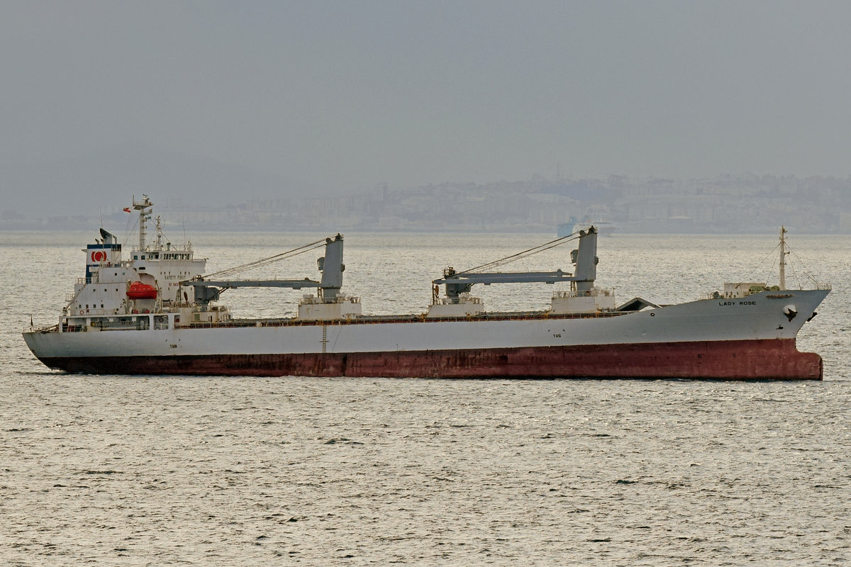 LADY ROSE (IMO 9355032) am 4.11.2019 in der Strasse von Gibraltar