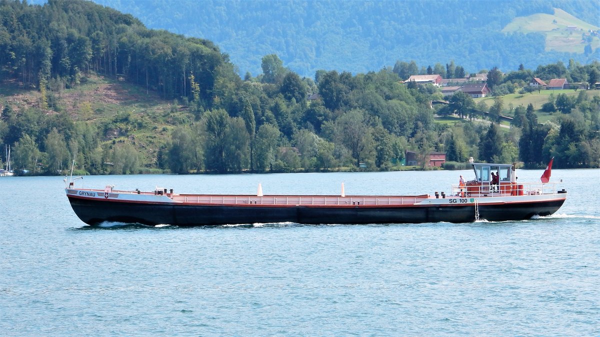 Ledischiff GRYNAU SG 100 auf dem oberen Zürichsee. Eigner: JMS AG Schmerikon - 12.07.2018
