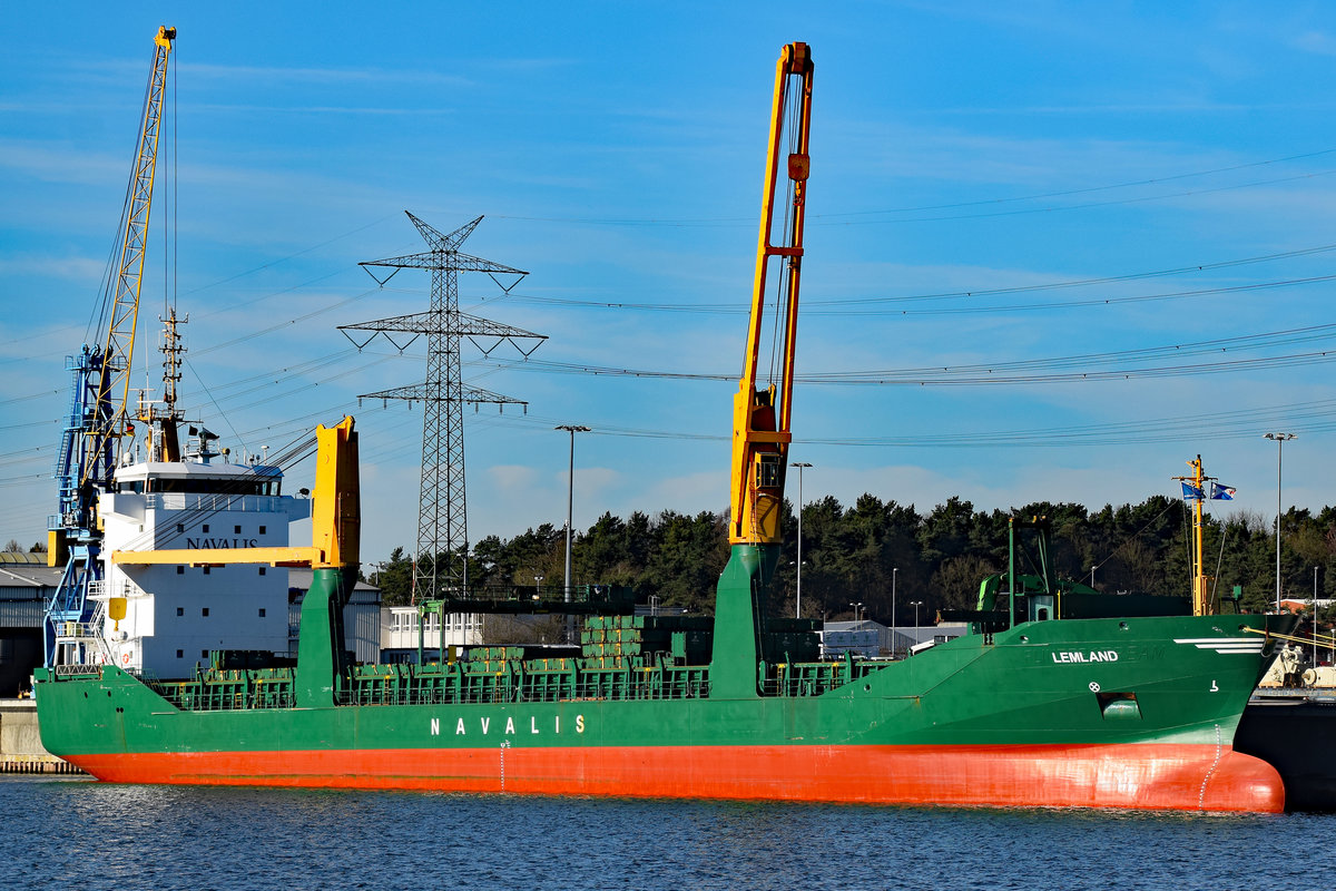 LEMLAND (IMO: 9415040) am 05.02.2020 im Hafen von Lübeck