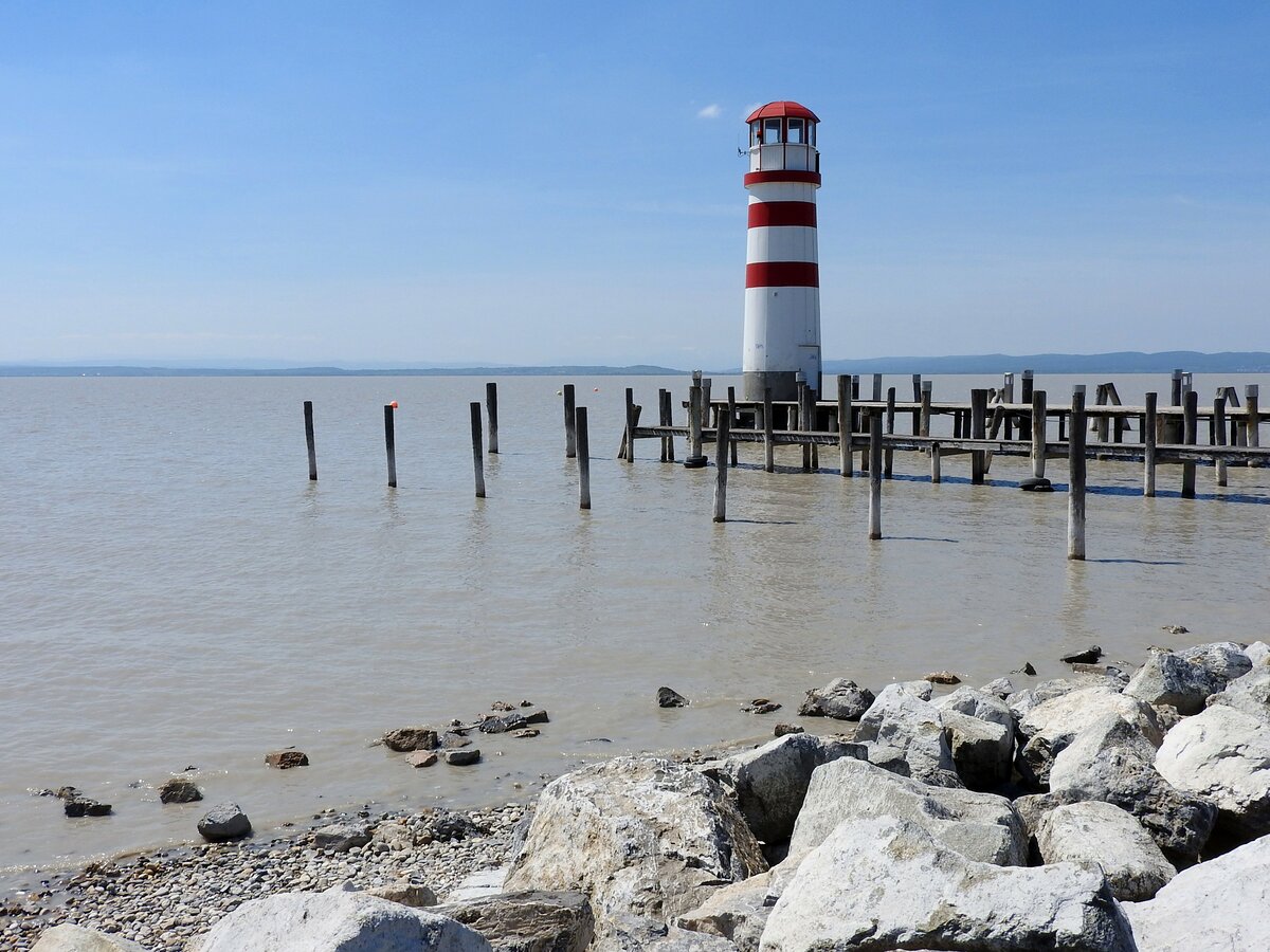 Leuchtturm-Podersdorf, am Neusiedlersee in Österreich; 230504