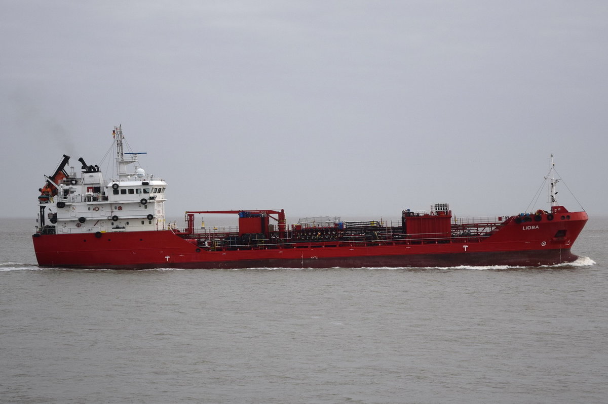 LIOBA , Tanker , IMO 9427500 , Baujahr 2009 , 93 × 15.2m ,16.03.2017 Cuxhaven